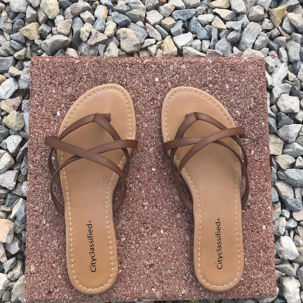 Size 8 Cityclassified Sandals